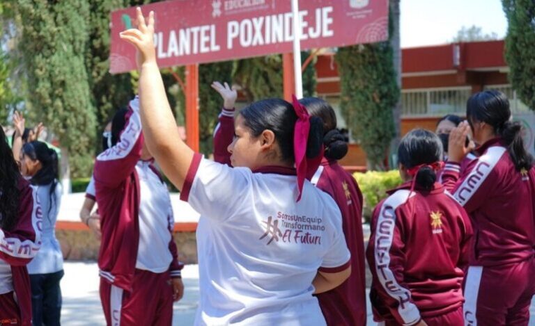 Estudiantes de CECyTEH se convierten en agentes de cambio con programa del IHM