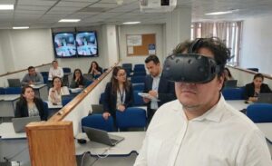 Crea Estudiante de la Maestría en Ciencias de la Educación de la UAEH Simulador de Realidad Virtual Para Enseñanza Inclusiva