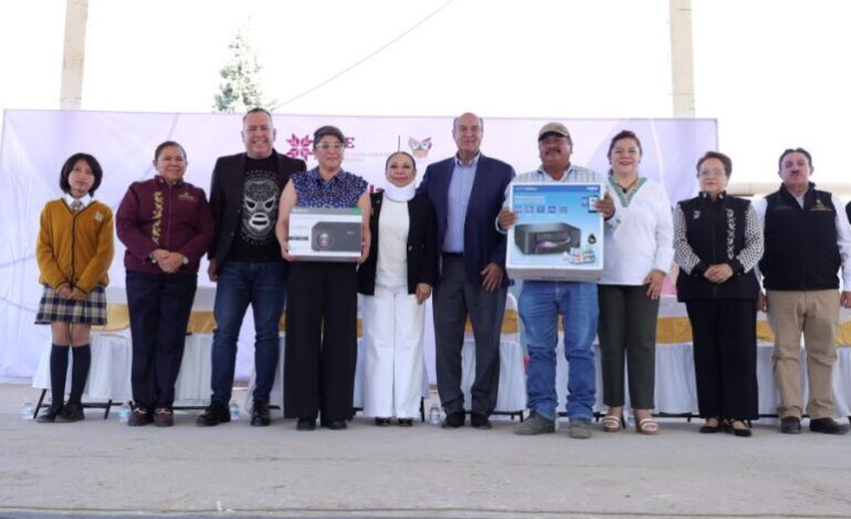 Entrega SEPH obras y equipamiento en 27 escuelas de Tulancingo