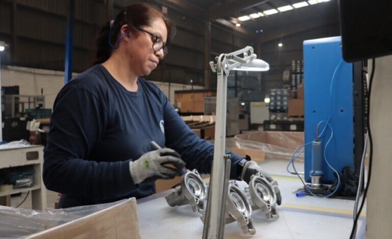 Entro en Vigor Reforma Secundaria de Jornada Laboral, Empresas Tienen 7 Meses Para Reducirla Dos Horas