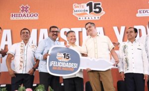 Julio Menchaca Reconoce Al Magisterio y Fortalece La Educación en Hidalgo Con Inversión Histórica