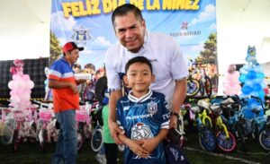 Policía Estatal Entrega Más de 2 Mil Juguetes a Infancias Hidalguenses