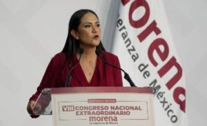 “No voy a tolerar la corrupción ni  a promover candidaturas de personas que tengan expedientes manchados por antecedentes dudosos: Ariadna Montiel al Asumir la Dirigencia Nacional de Morena.