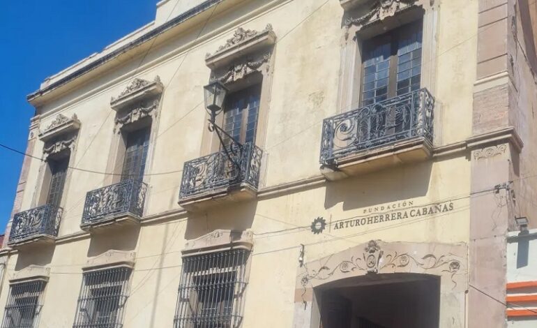 Obtiene la FAHC la Supension Provisional Sobre el Desalojo del Local que Ocupa.