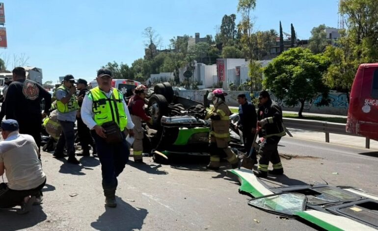 Choque Entre Transporte Público en la México-Pachuca, Saldo 15 Lesionados