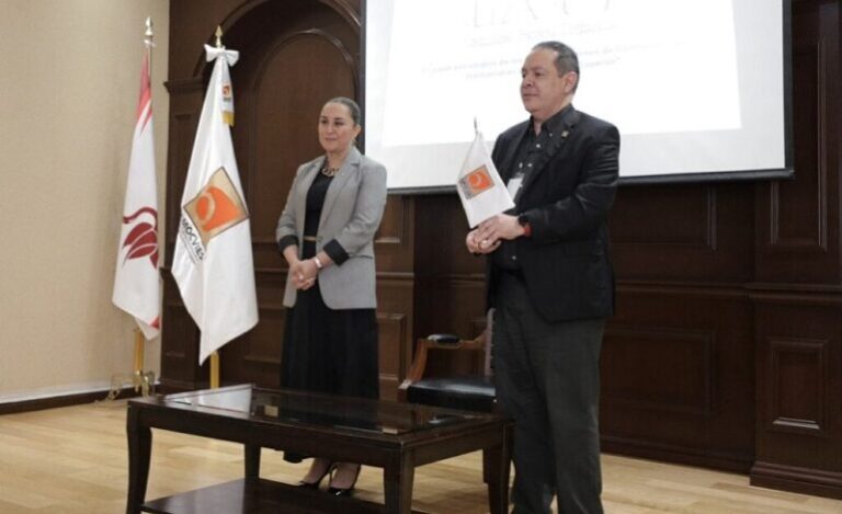 Clausuran Asamblea Nacional de Contralores Universitarios en la UAEH