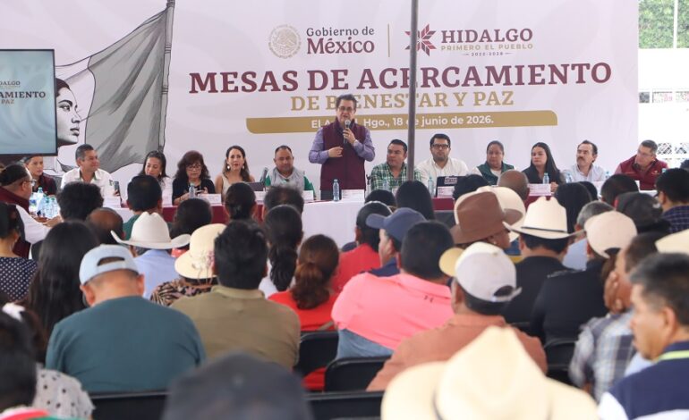Dialoga Segobh con habitantes de El Arenal en mesas de bienestar y paz