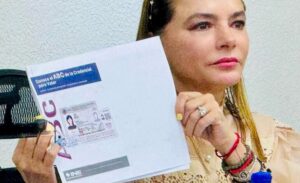 El Instituto Nacional Electoral (INE) Presentó el Nuevo Modelo de la Credencial Para Votar