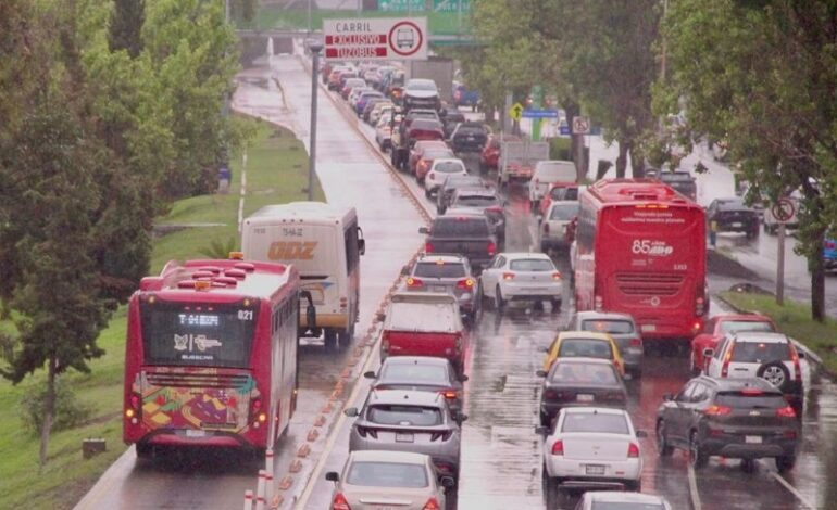 El 16 de Agosto de 2026, Aplicarán Multas   de 3 Mil 519.30 Pesos, a Quienes Invadan el Carril Confinado del Tuzobús.