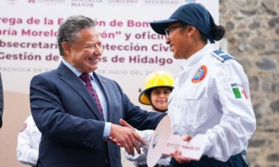 Julio Menchaca Entrega Estación de Bomberos en Pachuca