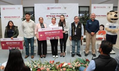 Reciben estudiantes del ITESHU Becas para la Transformación