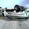 Volcó una Pipa en el Distribuidor Vial de la Concepción a la Altura de la Curva del Judío