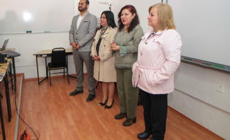 Capacita SEPH a coordinadores de los Centros de Maestros