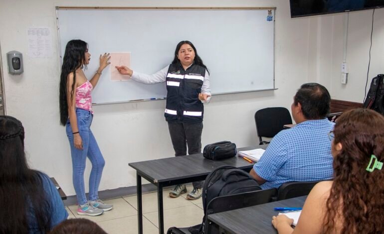 Docente de la UTMZ Participará en Seminario de Minería en China