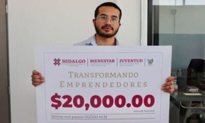 Jóvenes de Hidalgo reciben apoyos para impulsar sus proyectos y formación