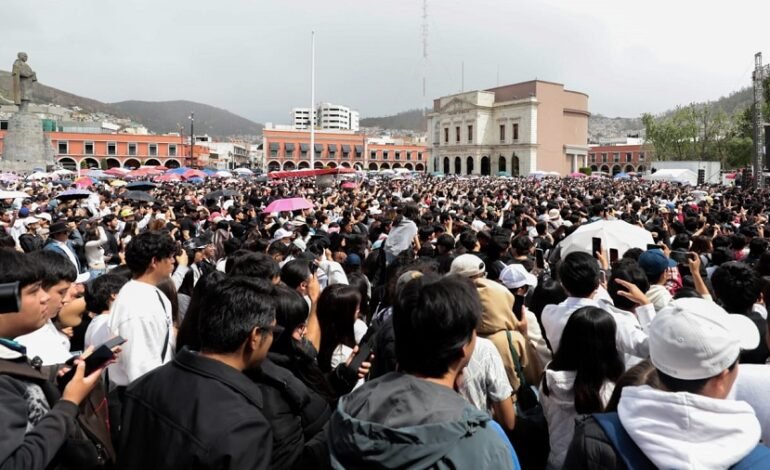 La Universidad Autónoma del Estado de Hidalgo celebra la Autonomía