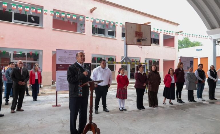 Más y Mejores Espacios Para Aprender. Huichapan Recibe Obra Educativa Por 12.9 Mdp.