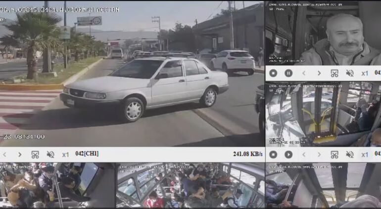 Accidente vial a la altura de la Estación de Bomberos José María Morelos y Pavón, sobre el bulevar Felipe Ángeles.